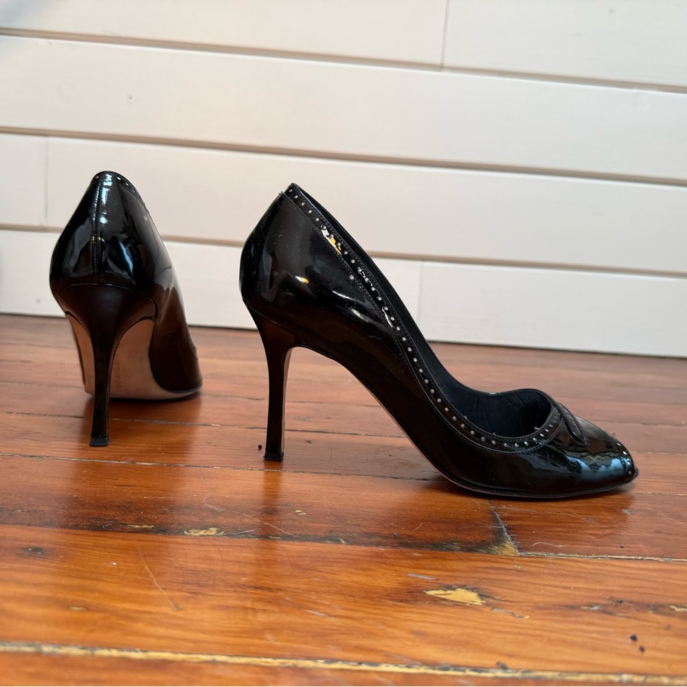 Vintage y2k Manolo Blahnik Black Patent Leather Peep-Toe heels